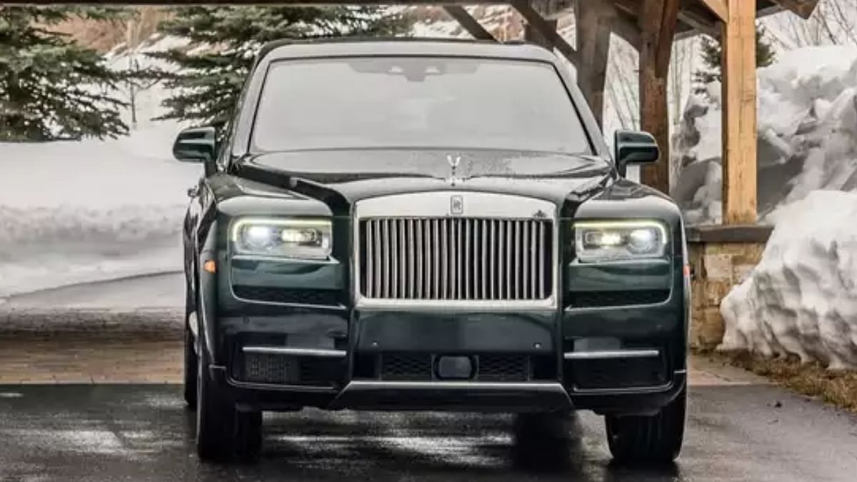 Ambani bought the ultra-premium car Rolls Royce Cullinan worth 13.14 crore, it is one of the most expensive car purchases ever in the country. Credit: Rolls Royce