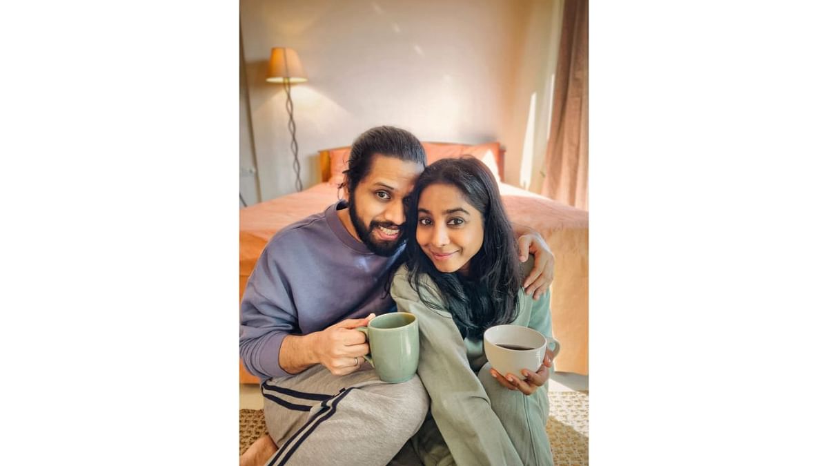 Singer Shilpa Rao and her hubby Ritesh Krishnan were seen celebrating Valentine's Day by sipping a cup of coffee. Credit: Instagram/shilparao