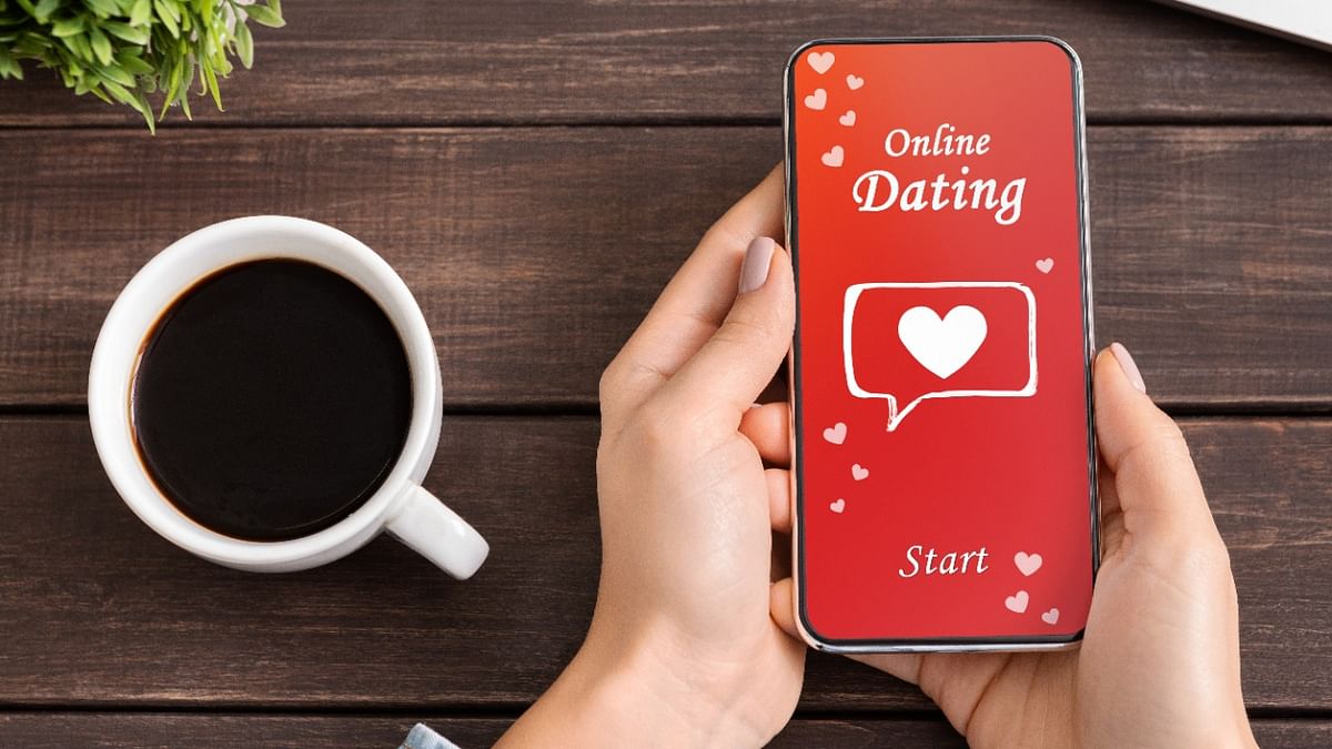More and more people are looking for (and finding) a partner with the help of dating apps and platforms. Credit: Getty Images
