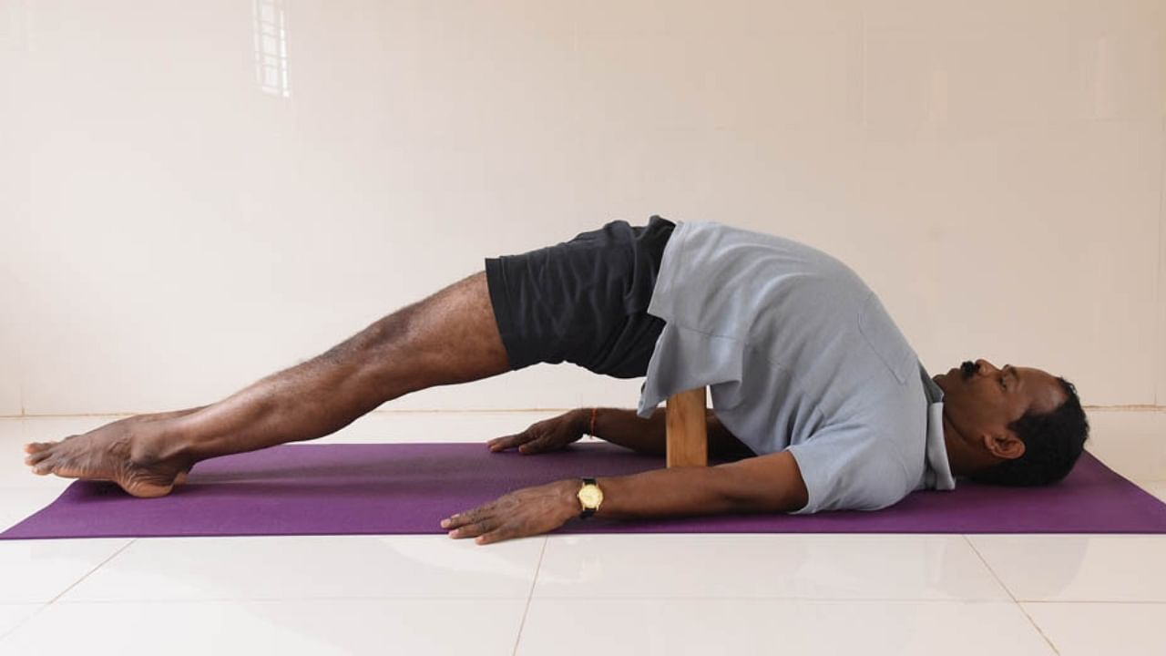 10 Yoga Postures For Back Pain - DoYou
