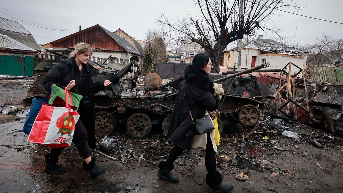 Ukrainian emergency services urged locals to seek shelter as Russian forces carried a massive airstrike. Credit: AP Photo
