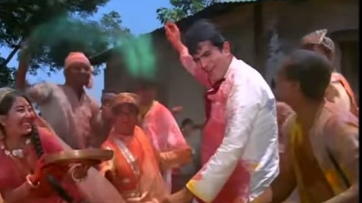 Aaj na chodenge bas humjoli khelenge hum Holi: Composed by the legendary R D Burman, this number is from Kati Patang and stars Rajesh Khanna and Asha Parekh. Credit: Special Arrangement