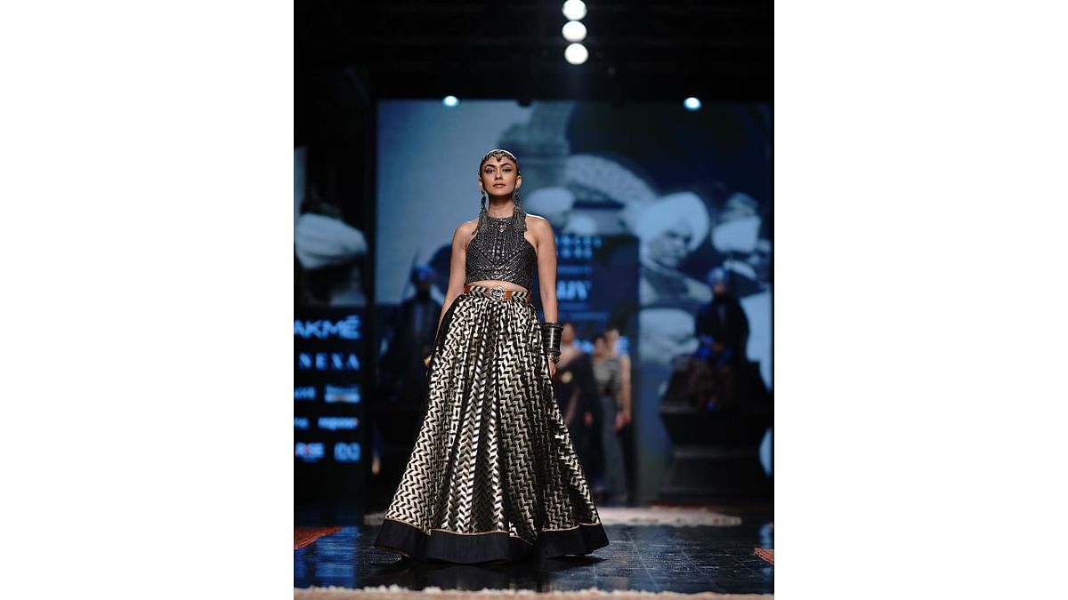 Actress Mrunal Thakur made a stunning show stopper for designer JJ Valaya at FDCI X Lakme Fashion Week. Credit: Instagram/fdciofficial