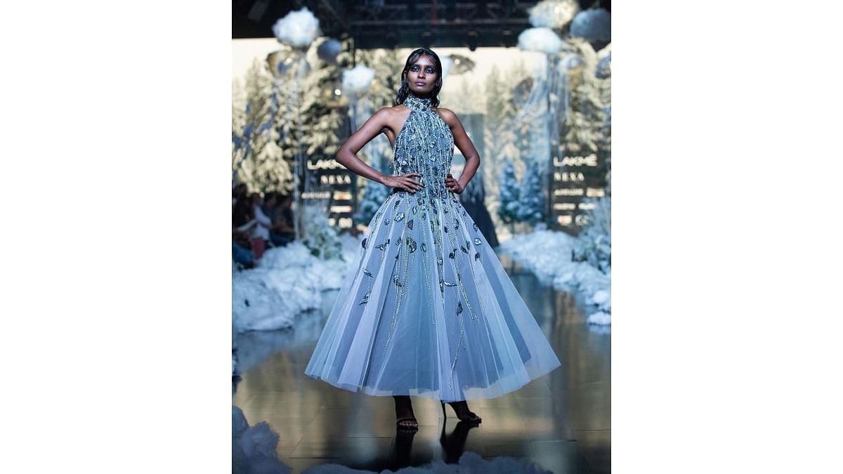 Samant Chauhan presented a dramatic “Winter Rain” collection in Chanderi silk blended with organza and cotton. Credit: Lakme Fashion Week