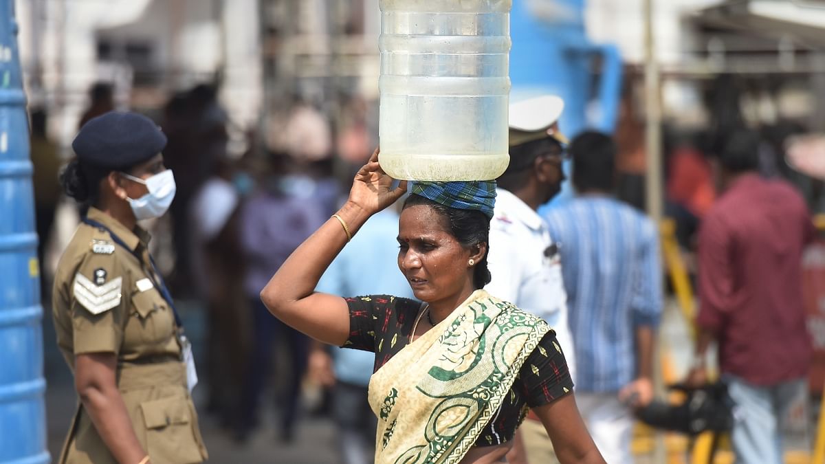 Uttar Pradesh, Madhya Pradesh, West Bengal, Andhra Pradesh and Chhattisgarh are expected to witness a steep rise in the temperature over the coming days. Credit: PTI Photo
