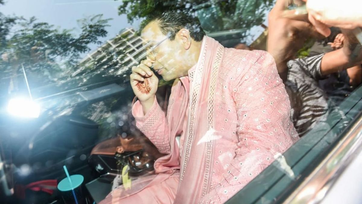 Karan Johar attends Alia Bhatt and Ranbir Kapoor's wedding. Credit: Pallav Paliwal