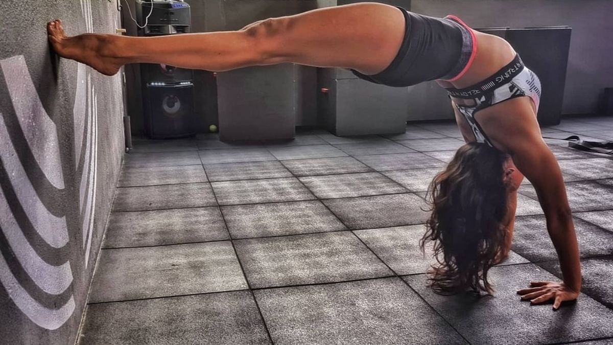 Samyuktha's love for fitness is very evident in her workout posts. Credit: Instagram/samyuktha_hegde