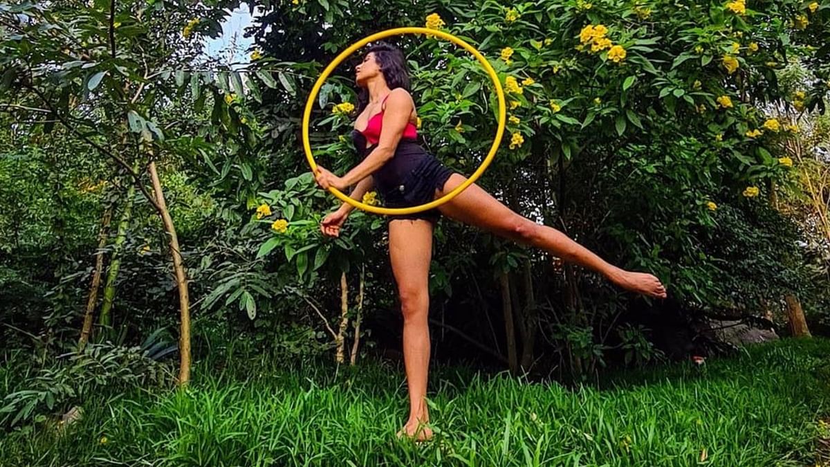 Earlier, Samyuktha also stunned fans by flaunting her Hula-Hoop skills. Credit: Instagram/samyuktha_hegde