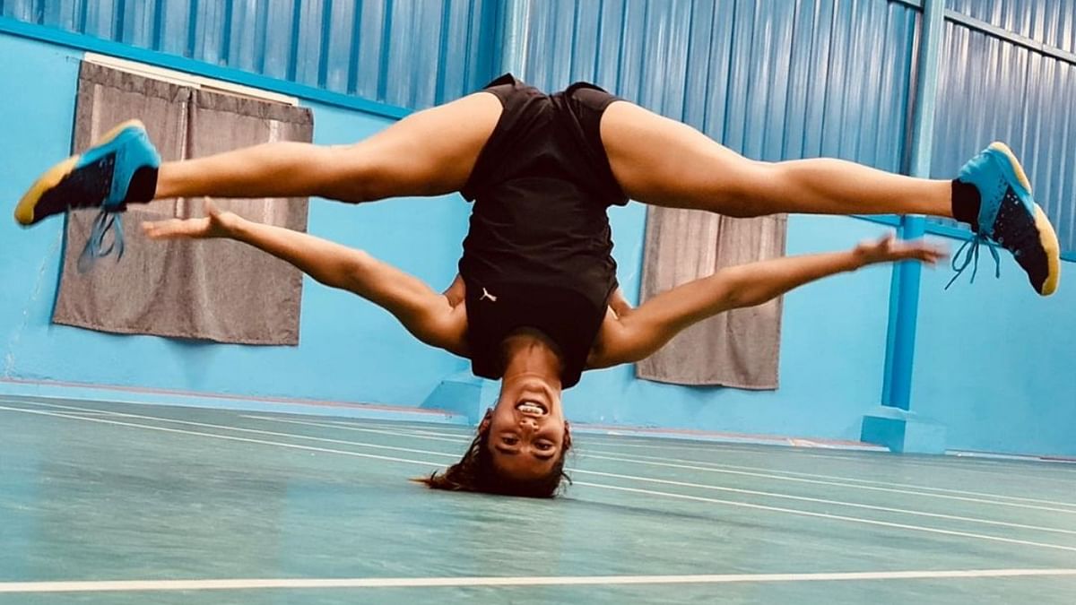With over a million followers on Instagram, a big-time fitness enthusiast Samyuktha is seen regularly motivating her supporters through her amazing workout posts. Credit: Instagram/samyuktha_hegde