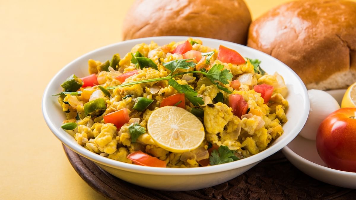 Scrambled Eggs or Paneer: When you need something fast, yet uncompromising on nutrition, paneer and eggs can come to your rescue. Credit: DH Photo