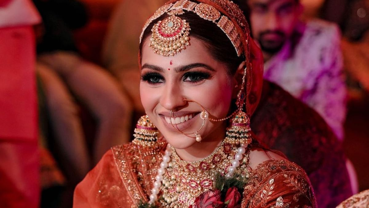 Pria Beniwal looks stunning as a bride. Credit: Dipak Studios