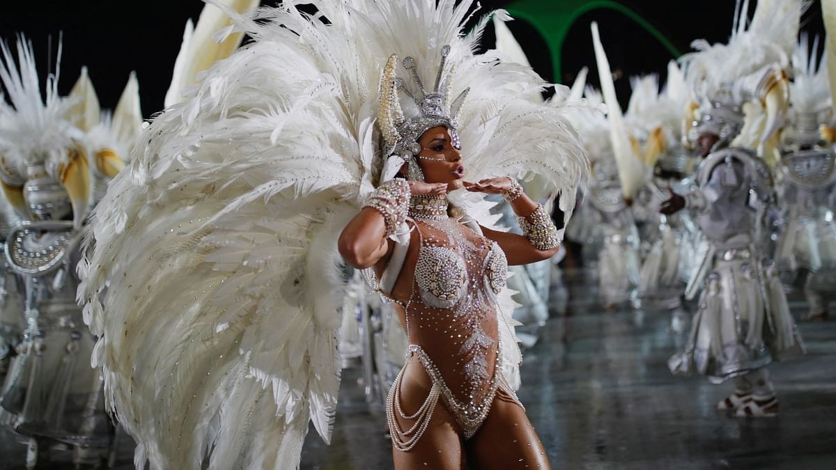 Sao Paulo also kicked off its Carnival parade on April 22nd evening. Both cities' parades usually take place in February or March, but their mayors in January jointly announced they were postponing Carnival by two months due to concerns about the proliferation of the omicron variant. Credit: Reuters Photo