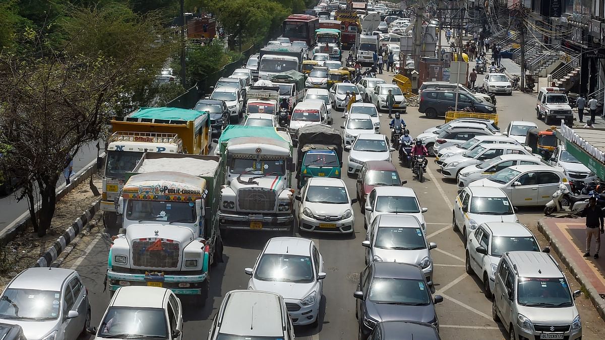The protest also caused heavy traffic snarls in Shaheen Bagh, Kalindi Kunj, Jaitpur, Sarita Vihar and Mathura Road among other areas. Credit: PTI Photo