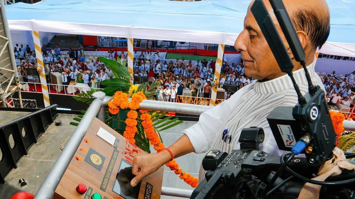Defence Minister Rajnath Singh during the launch of two indigenously built warships 'Surat' and 'Udaygiri' at the Mazagon Docks in Mumbai. Credit: Twitter/@rajnathsingh