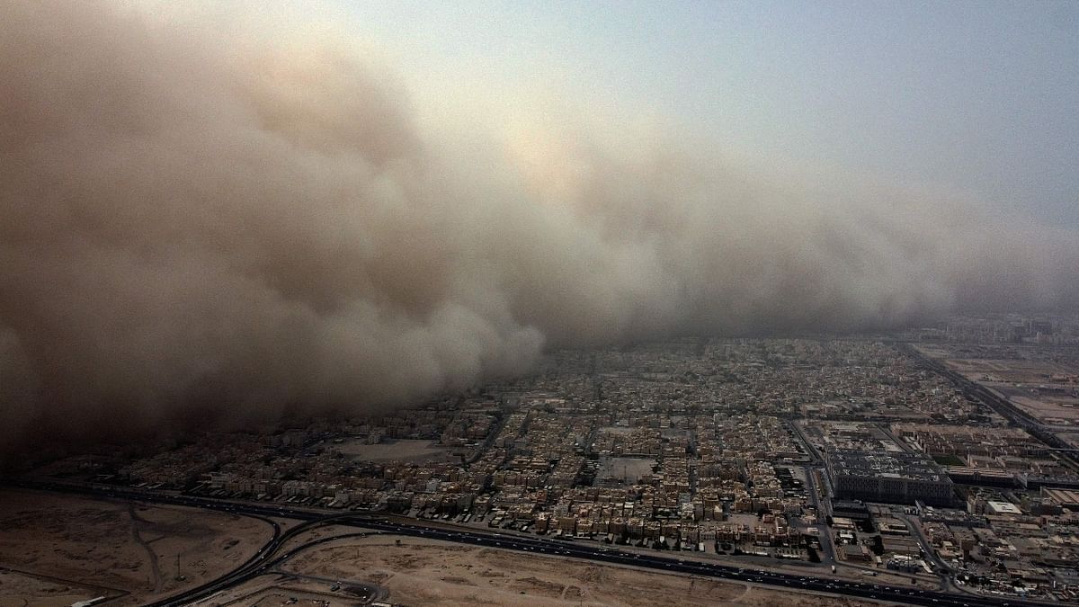 A sandstorm blanketed parts of the Middle East, including Iraq, Syria and Iran, sending people to hospitals and disrupting flights in some places. Credit: AFP Photo