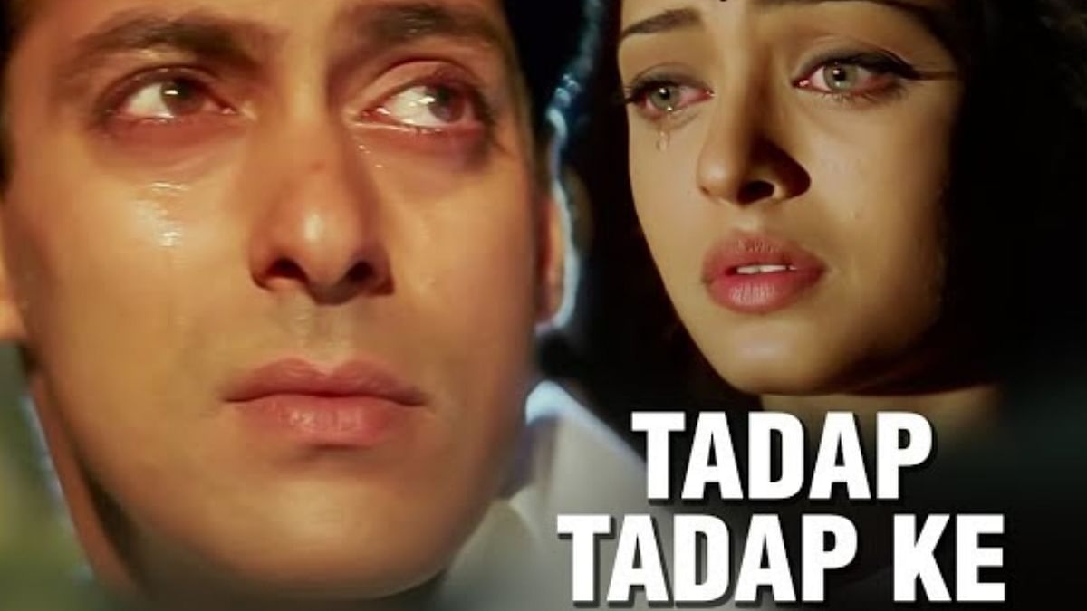 Tadap Tadap Ke| This song featured in Sanjay Leela Bhansali's romantic drama musical 'Hum Dil De Chuke Sanam' in 1999 and was picturised on Aishwarya Rai and Salman Khan. The track is still considered one of the most iconic heartbreak songs of all time.