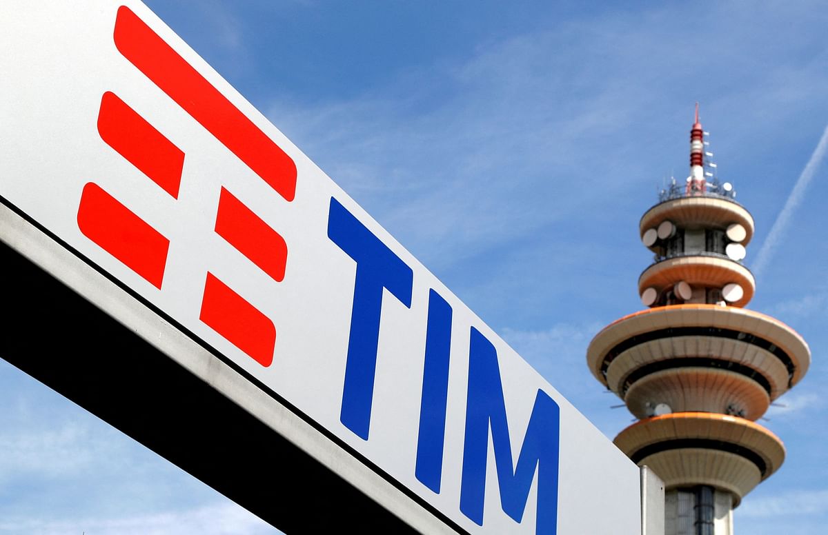 2 | Gruppo TIM (Italy) | Revenue: $18.18 billion | Losses as a share of revenue: 56% | Credit: Reuters Photo