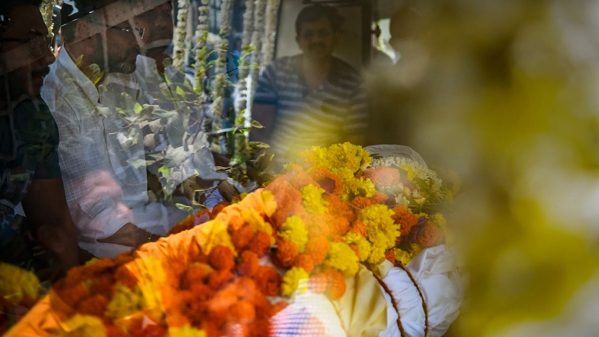 Playback singer Krishnakumar Kunnath, better known by his stage name KK, was cremated in the presence of his family and close friends from the film fraternity at Versova Hindu crematorium in Mumbai. Credit: PTI Photo