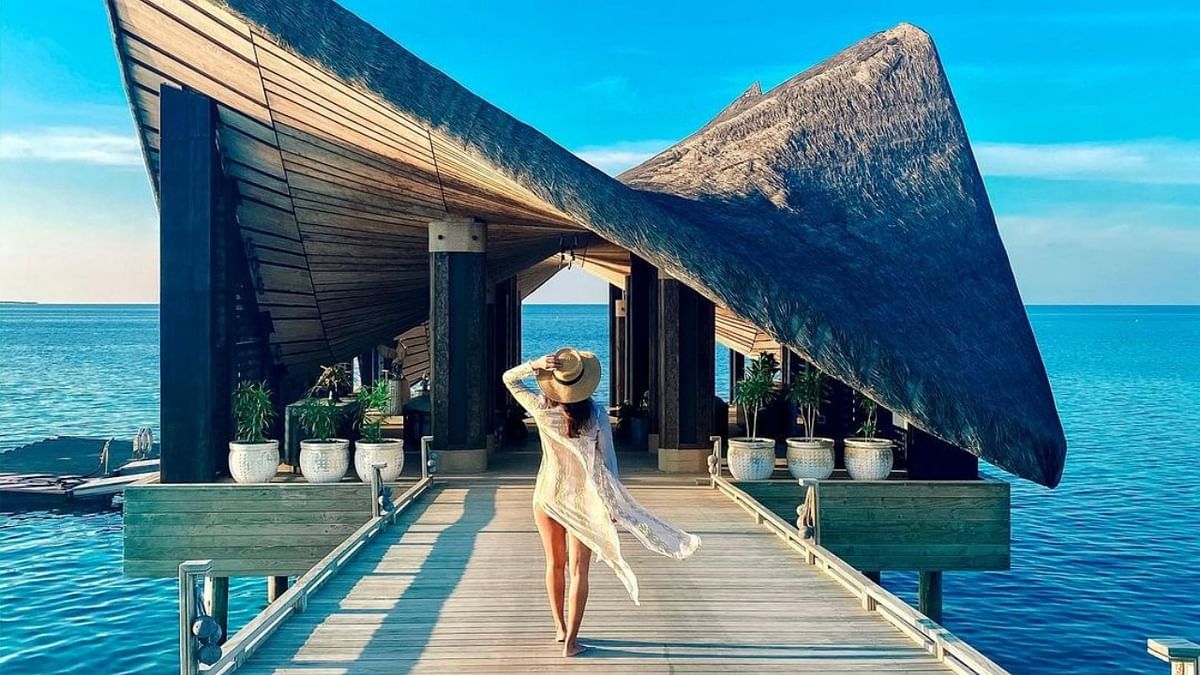 Last year, Samantha treated her fans with stunning pictures of her enjoying a holiday in the Maldives. Credit: Instagram/samantharuthprabhuoffl
