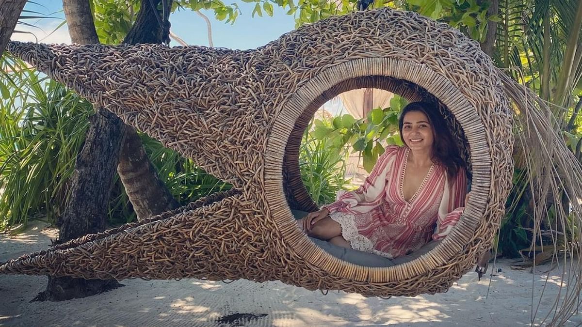 Here's a candid picture of Samantha Ruth Prabhu from her beach vacay. Credit: Instagram/samantharuthprabhuoffl