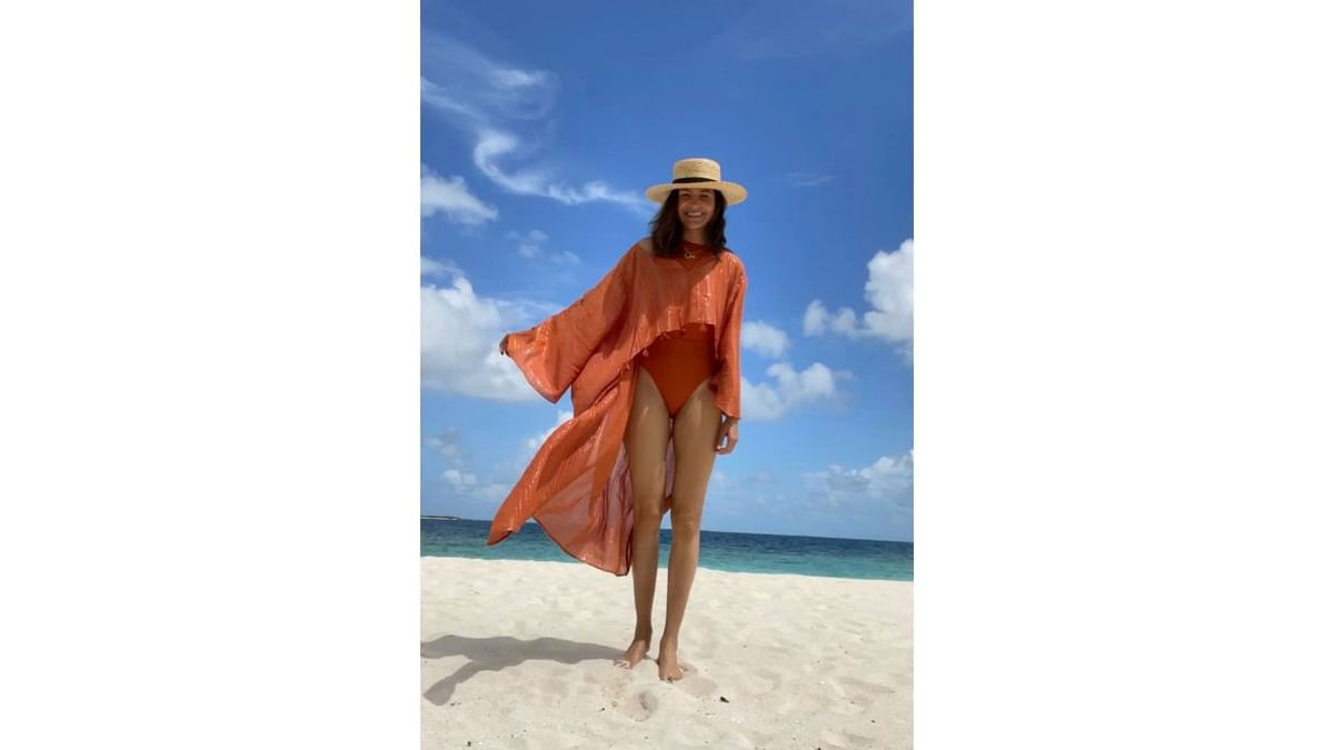 Bollywood actor Anushka Sharma posted a glimpse from her Maldives vacation and the pictures went viral on social media. Credit: Instagram/anushkasharma
