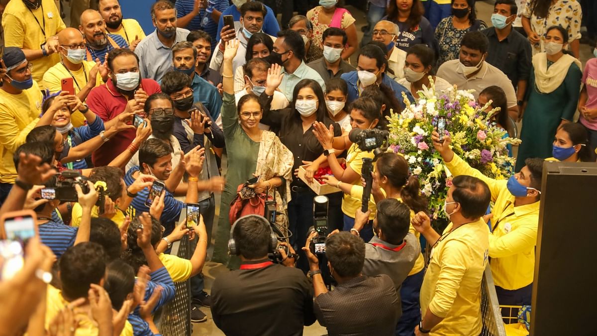 IKEA India welcomes its first customer at its first large format store at Nagasandra. Credit: Special Arrangement