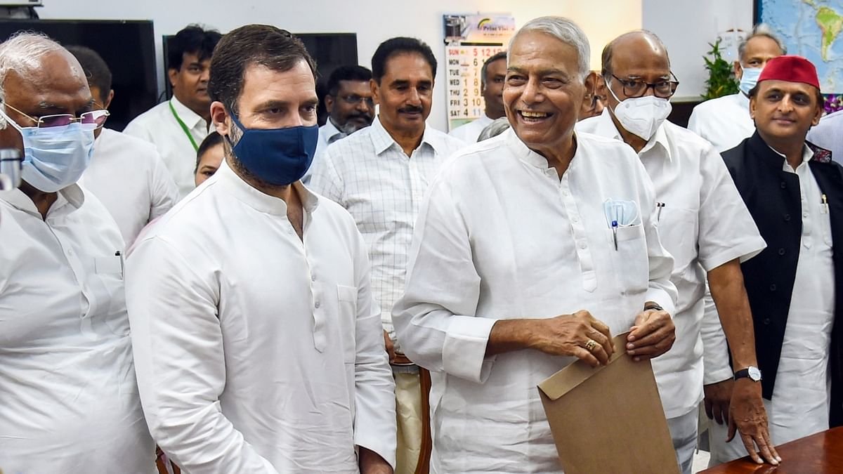 Opposition candidate Yashwant Sinha with NCP Chief Sharad Pawar, Congress leaders Rahul Gandhi & Mallikarjun Kharge, and SP leader Akhilesh Yadav during the filing of his nomination papers for presidential election, at Parliament House in New Delhi. Credit: PTI Photo