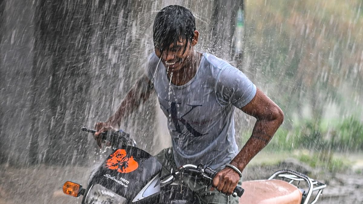 Meanwhile, the IMD has issued an orange alert, warning of heavy rainfall in some areas and moderate rainfall on July 1. The maximum temperature will come down to 34-35 degrees Celsius. Credit: PTI Photo