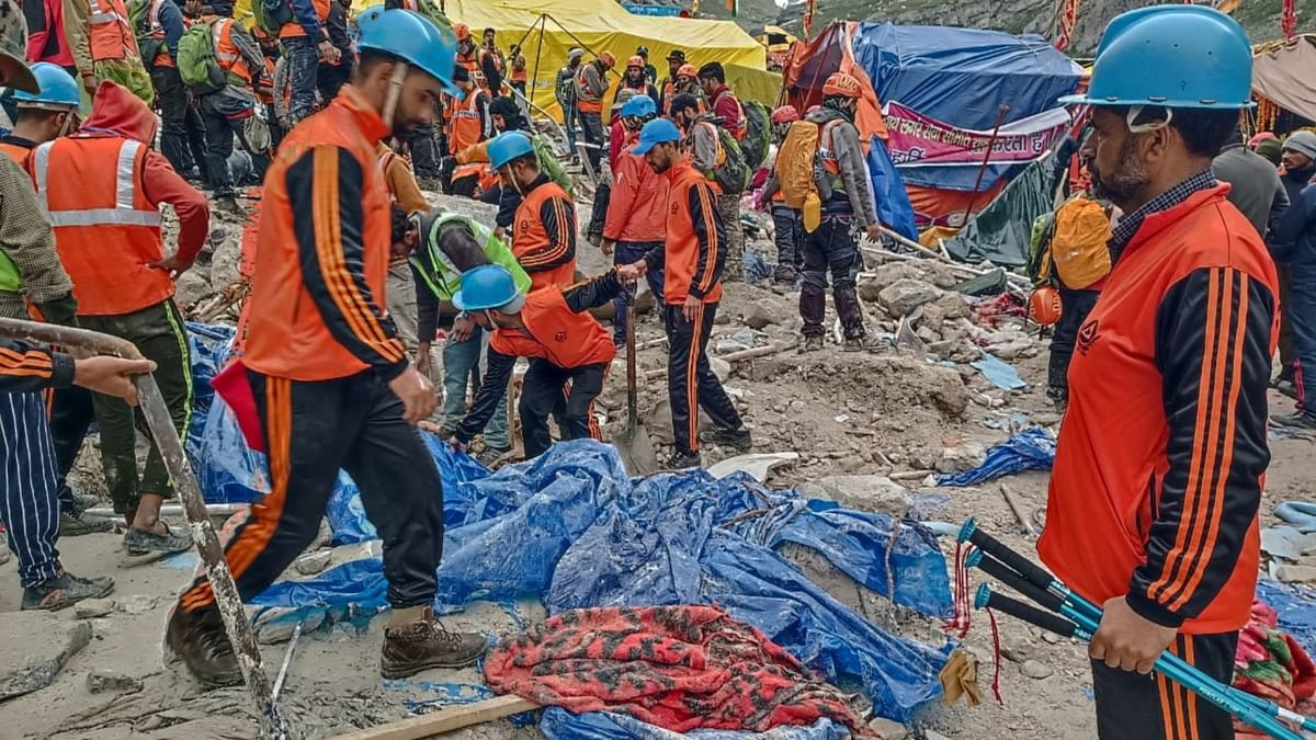 In a major peacetime rescue operation, the Indian Army has deployed men and machinery including latest equipment to rescue the Amarnath pilgrims who were injured in the flash flood triggered by heavy rain. Credit: Reuters Photo