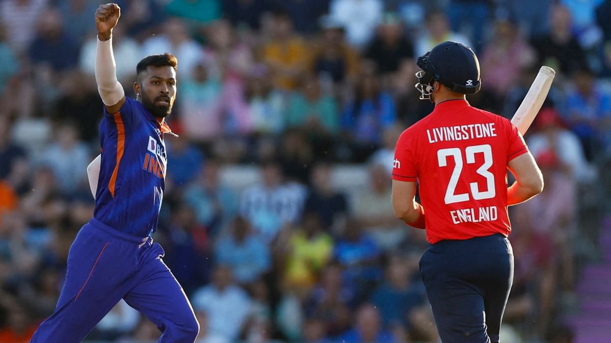 Pandya shines as India beats England in T20 opener