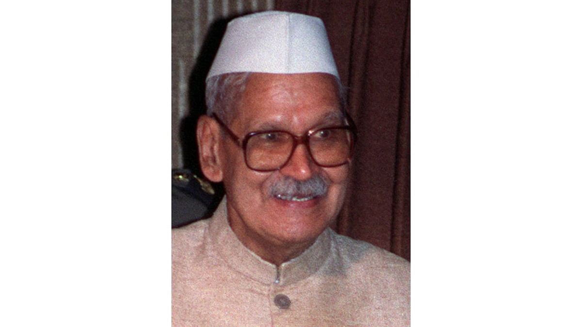 Shankar Dayal Sharma | Term of Office: July 25, 1992 to July 25, 1997 | Political Party - Indian National Congress. Credit: Wikimedia Commons
