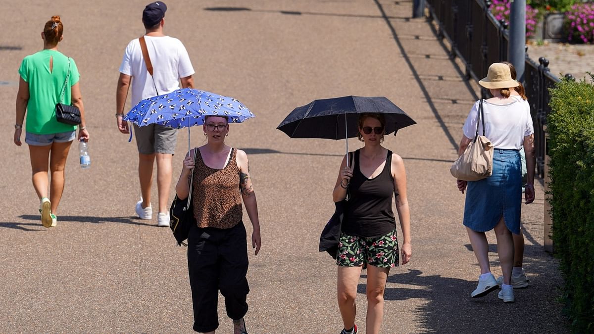 Record-breaking heat wave melts Europe; See Pics