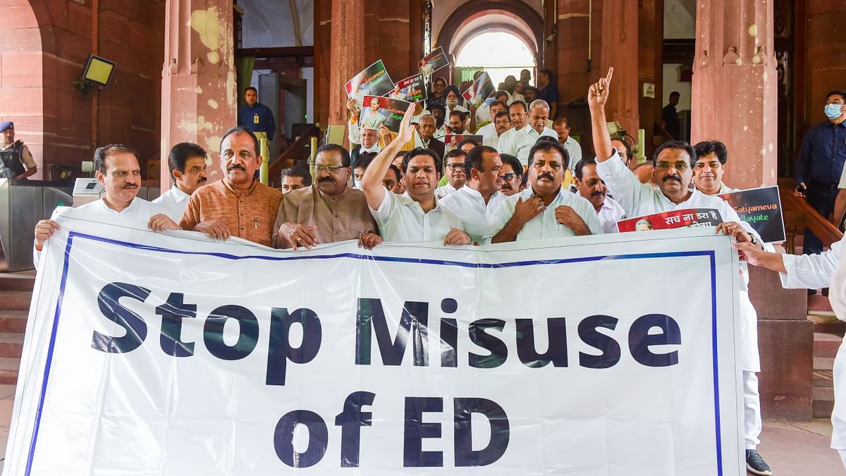 From MPs and MLAs to party workers, a protest was witnessed across the country against the Enforcement Directorate's questioning of Sonia Gandhi in the National Herald case. Credit: PTI Photo