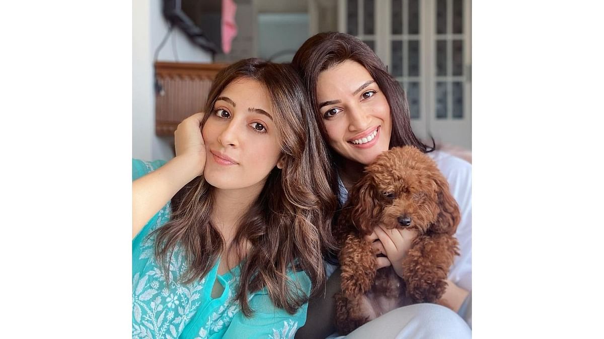 Nupur and Kriti Sanon: Kriti has made herself a niche mark for herself in Bollywood and her sister, Nupur, is also slowly making her own mark. After wooing the audience in Bollywood, she is now trying her luck down south. She will be seen in a Telugu movie Tiger Nageswara Rao opposite Ravi Teja. Credit: Instagram/nupursanon