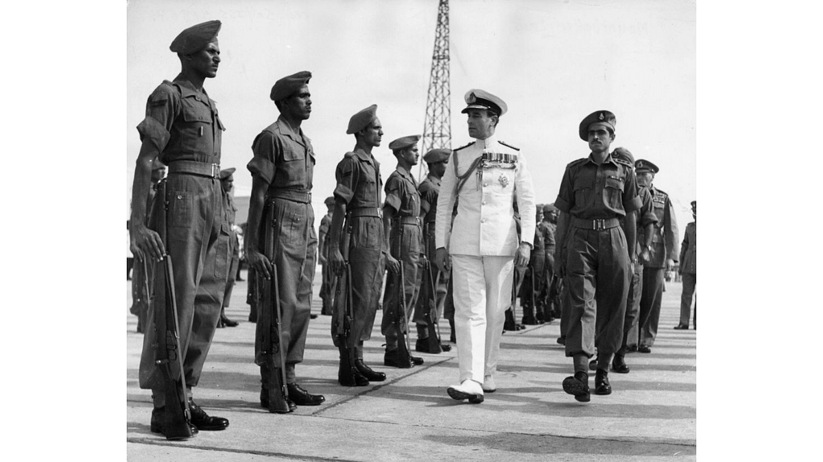 28 March, 1947: Lord Louis Mountbatten, 1st Earl Mountbatten of Burma (1900-1979), takes the salute from the Governor General's bodyguard at Viceroy House in New Delhi, as he takes up his position as Viceroy of India. Credit: Photo by Keystone/Getty Images