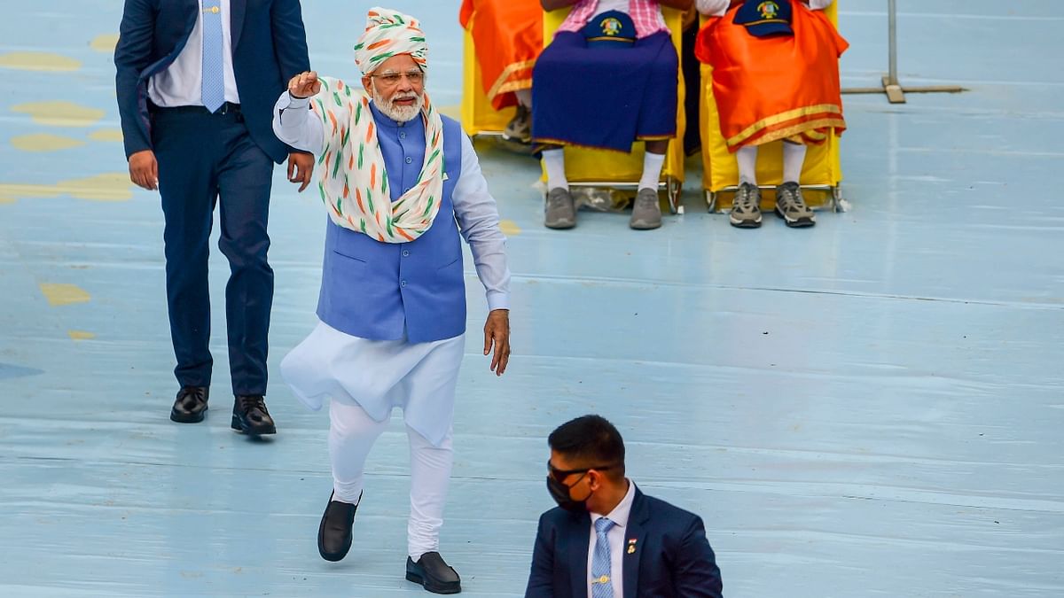 As the nation marks 75 years of independence, Modi once again impressed everyone with his I-Day attire that has the 'Make in India' philosophy attached to it. Credit: PTI Photo