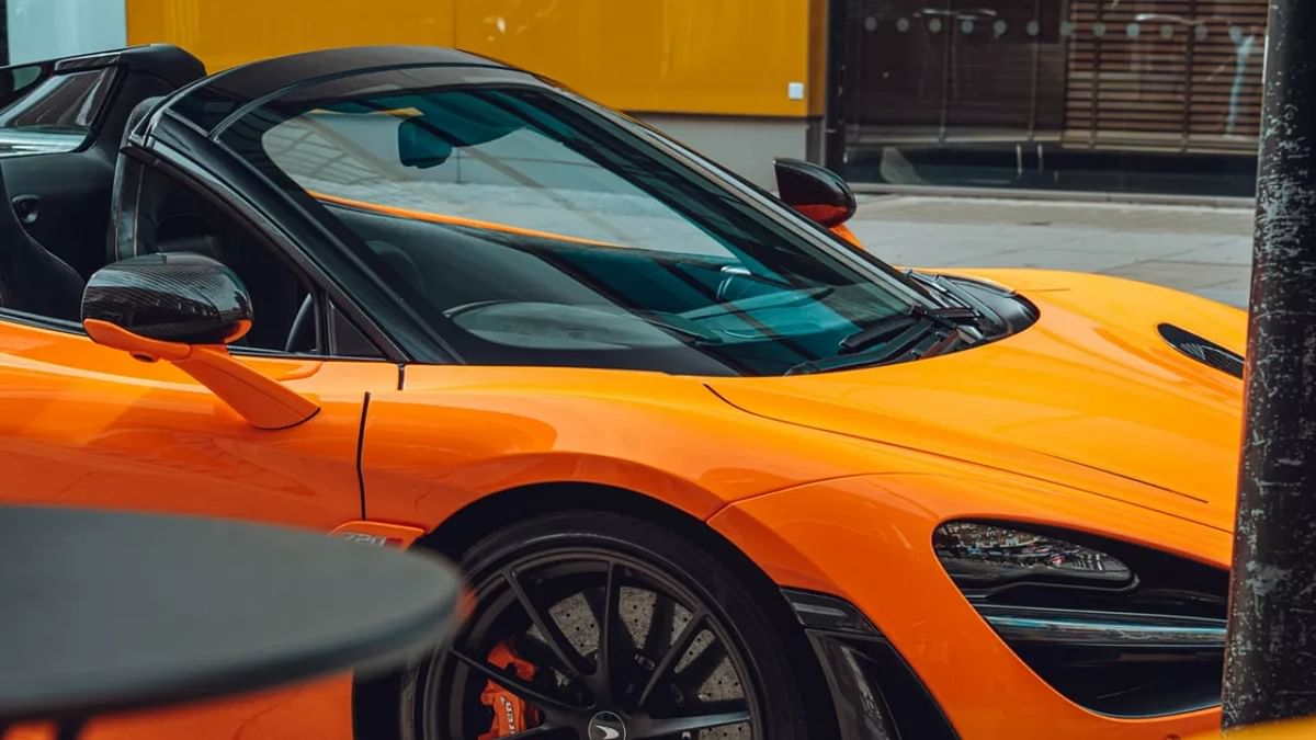 McLaren’s range of supercars and hyper cars are the ultimate in personalisation, high-technology and super lightweight engineering, combined with cutting-edge design and innovation to deliver breath-taking experiences. Credit: McLaren