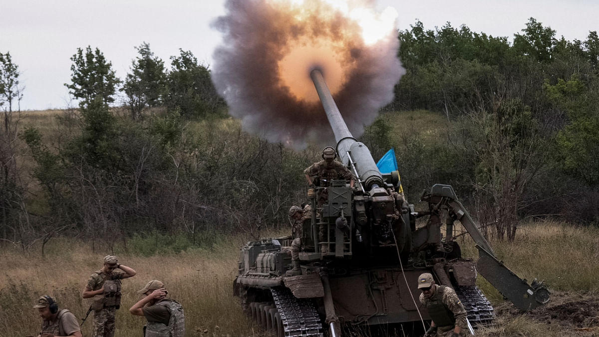 Ukrainian servicemen fire a 2S7 Pion self-propelled gun at a position in Donetsk region, as Russia's attack on Ukraine continues, Ukraine August 26, 2022. Credit: Reuters Photo