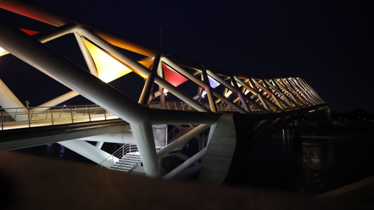 As India celebrated its 75 years of Independence last week, Ahmedabad's famous tourist spot Sabarmati Riverfront also completed a decade. Credit: Twitter/@narendramodi