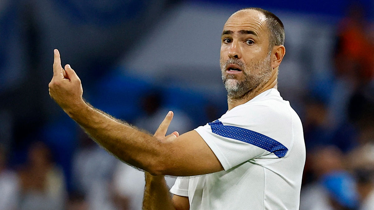 Igor Tudor: After a season in charge of Italian side Hellas Verona, Croatian manager Igor Tudor was appointed as the manager of Olympique Marseille this summer. Having made some shrewd signings over the summer, including the likes of Eric Bailly, Alexis Sanchez, Pau Lopez, and Matteo Guendozi, Tudor will be looking to make his debut Champions League campaign a memorable one. Credit: Reuters Photo
