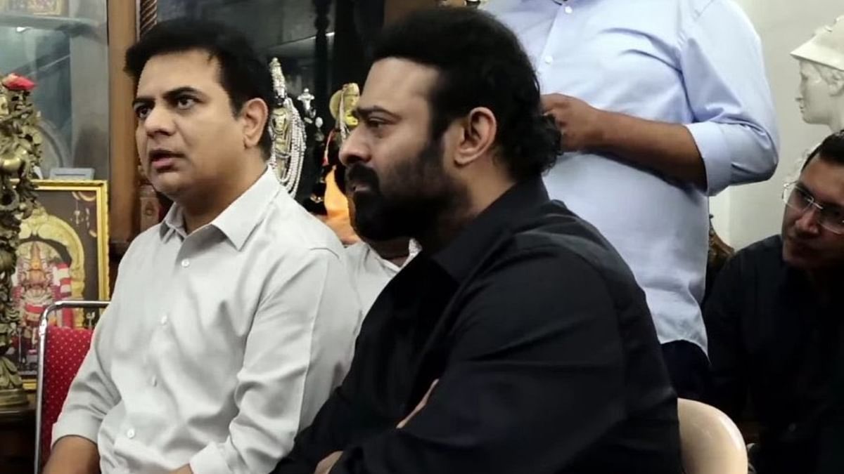 After paying his last respects to Krishnam Raju, KTR was seen comforting actor Prabhas. Credit: Twitter/@KTRTRS