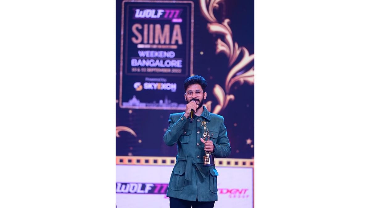 Best Lyric Writer (Kannada) - Vasuki Vaibhav for the song Nee Parichaya from 'Ninna Sanihake'. Credit: SIIMA