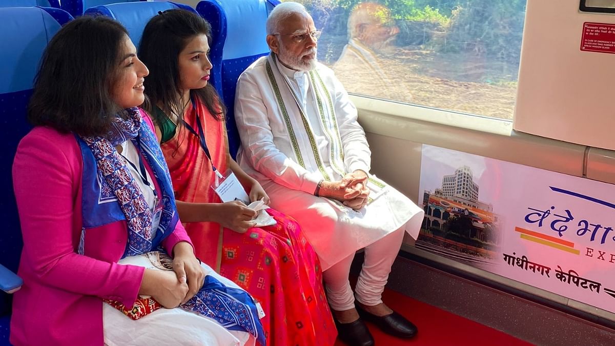 PM Modi also travelled in the metro and interacted with fellow travellers. Credit: PMO