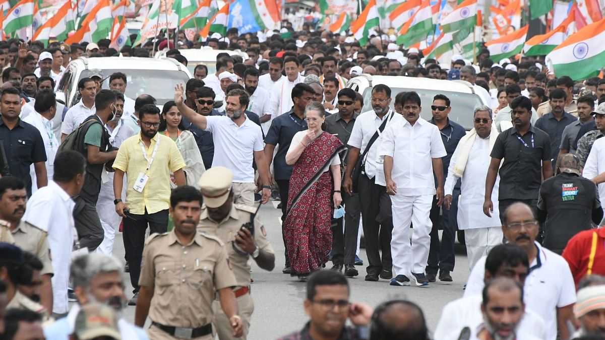 Amid cheers and slogan-shouting by party workers, Sonia Gandhi walked beside her son Rahul Gandhi and other leaders for a few kilometres in Mandya district of Karnataka. Credit: PTI Photo