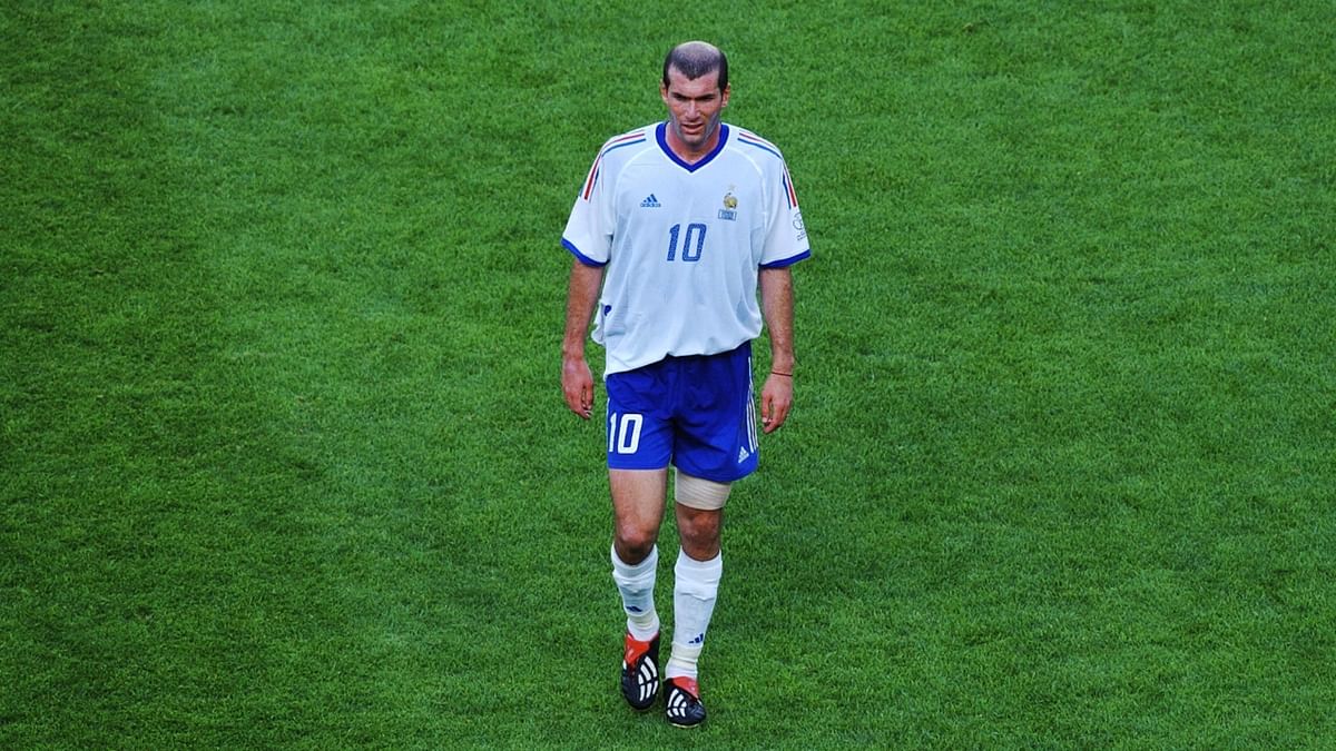 Zinedine Zidane, who was often tagged as a 'dancer' and an 'artist' on the pitch, secured the fifth position in the best footballer of the history list, according to the English magazine 'Four Four Two'. Credit: AFP Photo