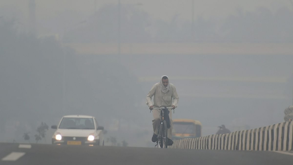 As per the CPCB data, the air quality in the capital city on October 16 stood at 232. Credit: PTI Photo