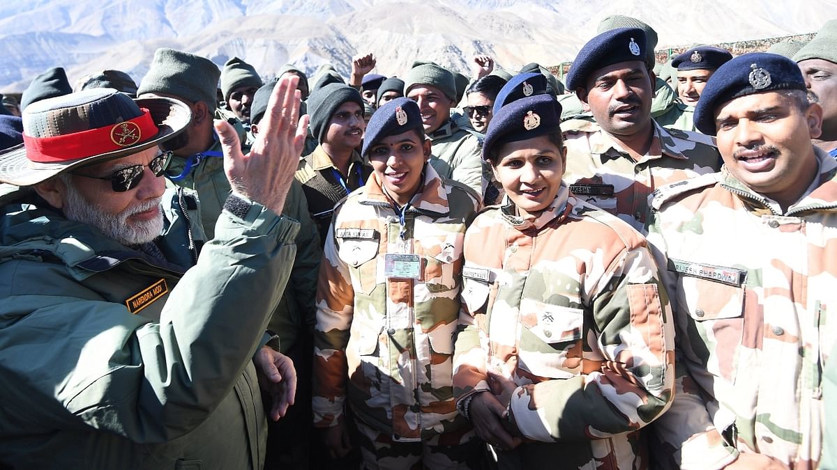 Since his days as the Chief Minister of Gujarat, Modi has been visiting Indian soldiers on Diwali to share their joy. Credit: Twitter/@narendramodi