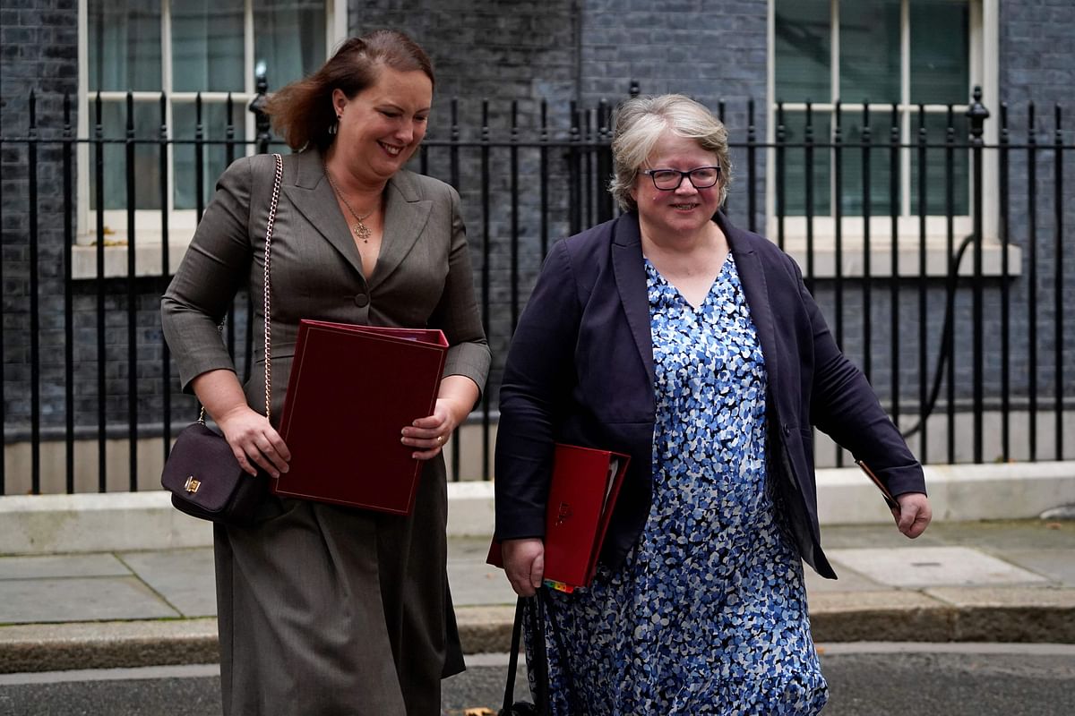 Britain's Attorney General Victoria Prentis (L) and Britain's Secretary of State for Environment, Food and Rural Affairs Therese Coffey (R). Credit: AFP Photo