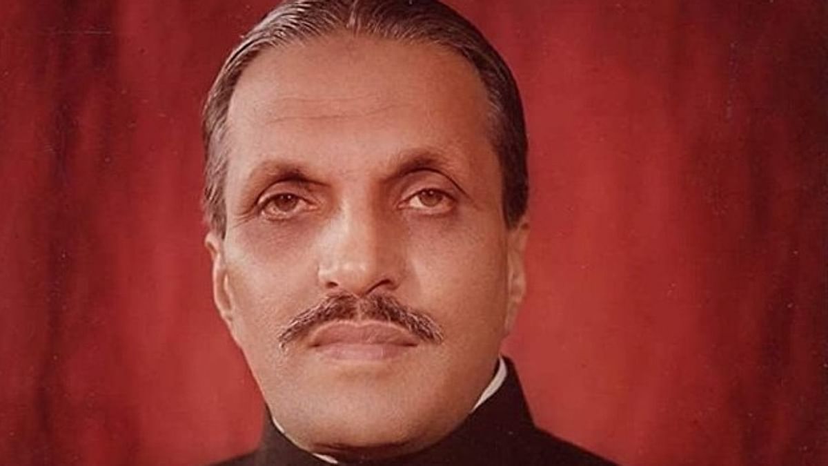 General Zia-ul-Haq: In August 1988, the then-president and army chief of Pakistan, General Zia-ul-Haq died after a C-130 carrying him exploded soon after take-off from Bahawalpur airbase. Conspiracy theories surround his death that he was killed. Photo Credit: Wikipedia Commons
