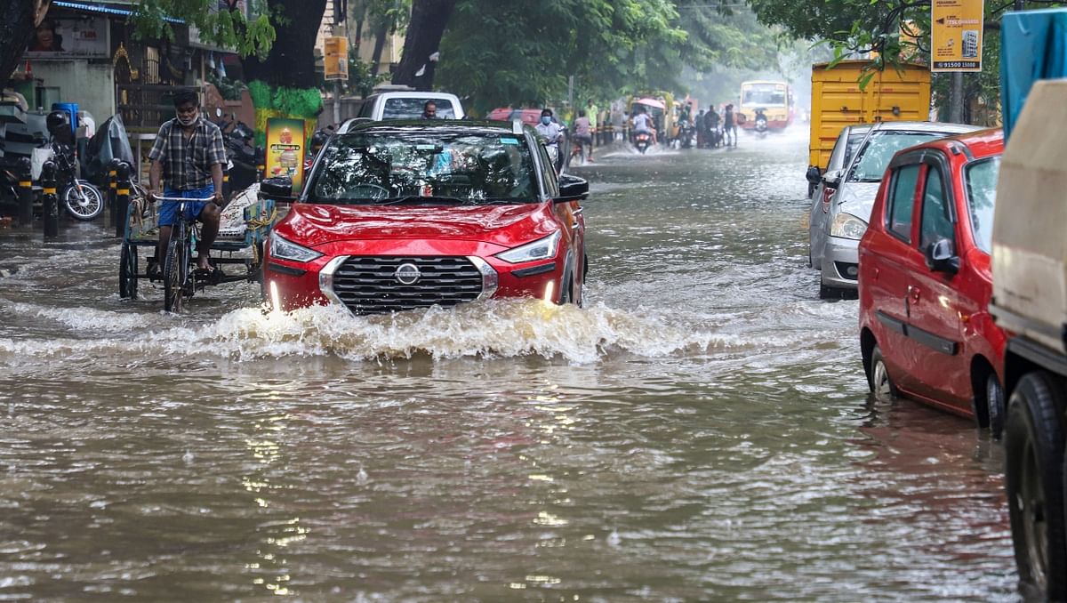 Intermittent showers began on the night of Thursday and they intensified in several regions leading to waterlogging and disruption in vehicular movement. Areas falling under districts including Mayiladuthurai, Cuddalore, Nagapattinam, Kancheepuram, Chennai and Tiruvallur witnessed heavy rains ranging between 7 cm to 11 cm. Credit: PTI Photo